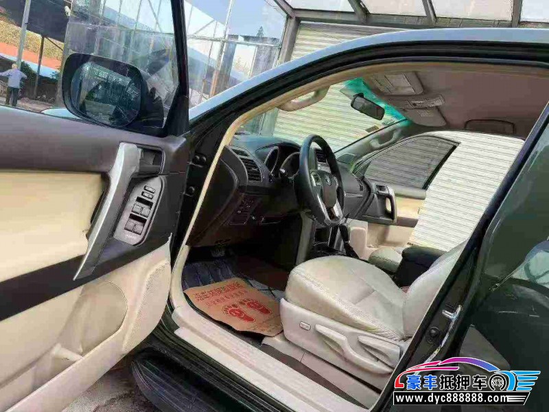 13年丰田普拉多（霸道）轿车抵押车出售