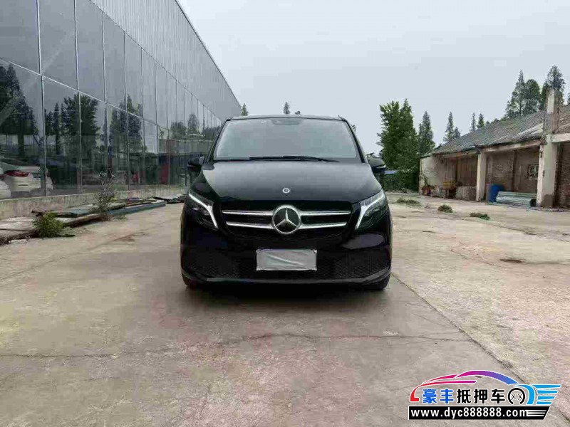 23年奔驰V轿车抵押车出售