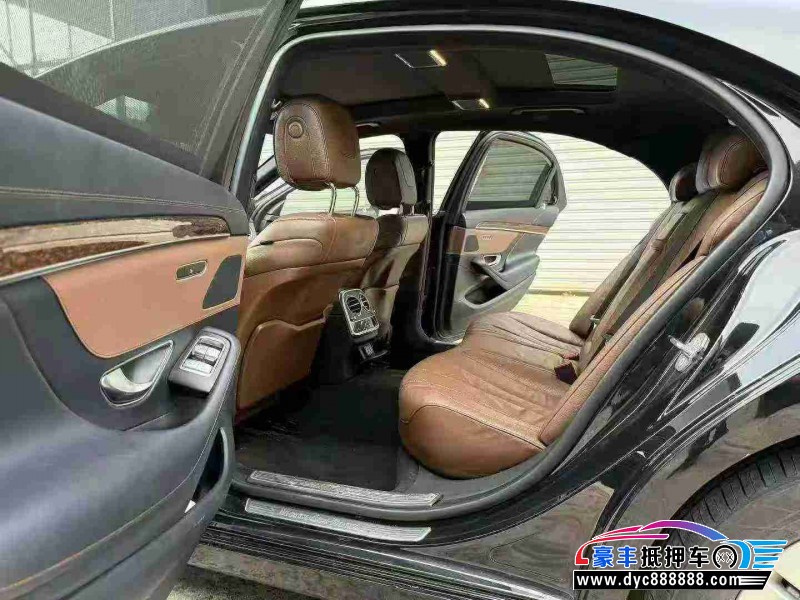 19年奔驰S轿车抵押车出售