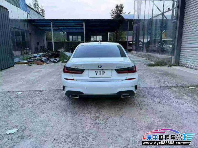 22年宝马3系轿车抵押车出售