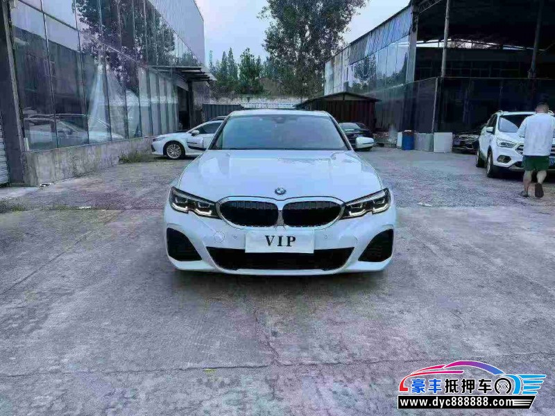 22年宝马3系轿车抵押车出售