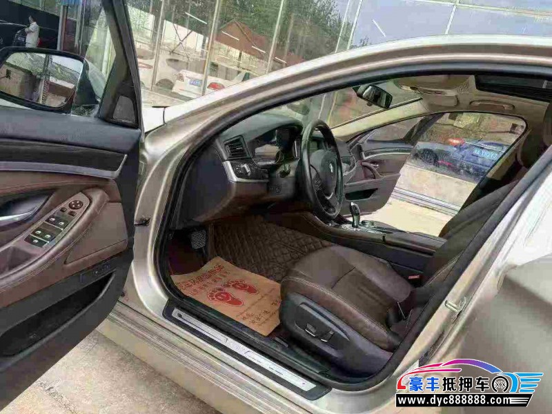 17年宝马5系轿车抵押车出售