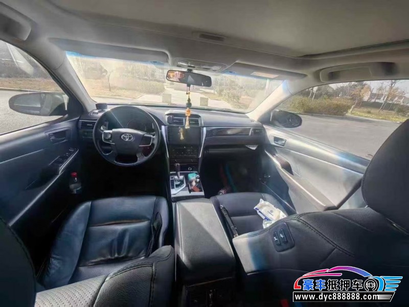 16年丰田凯美瑞轿车抵押车出售