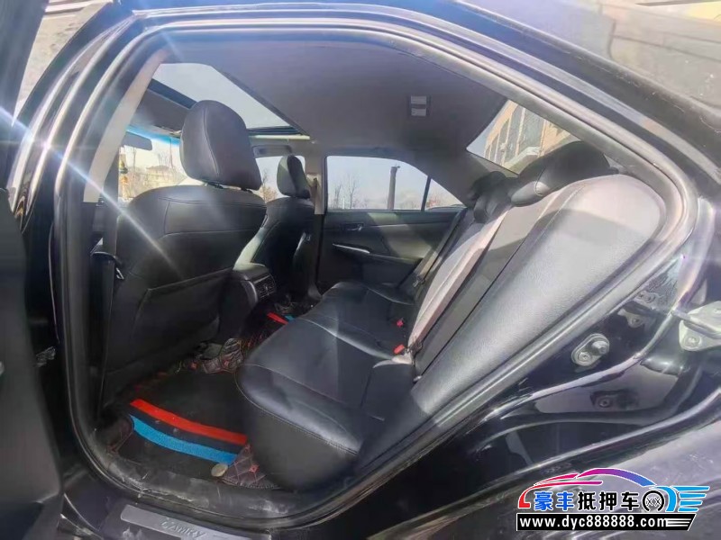 16年丰田凯美瑞轿车抵押车出售