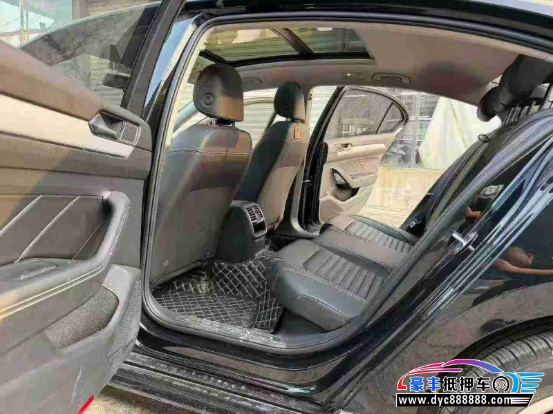 23年大众迈腾轿车抵押车出售