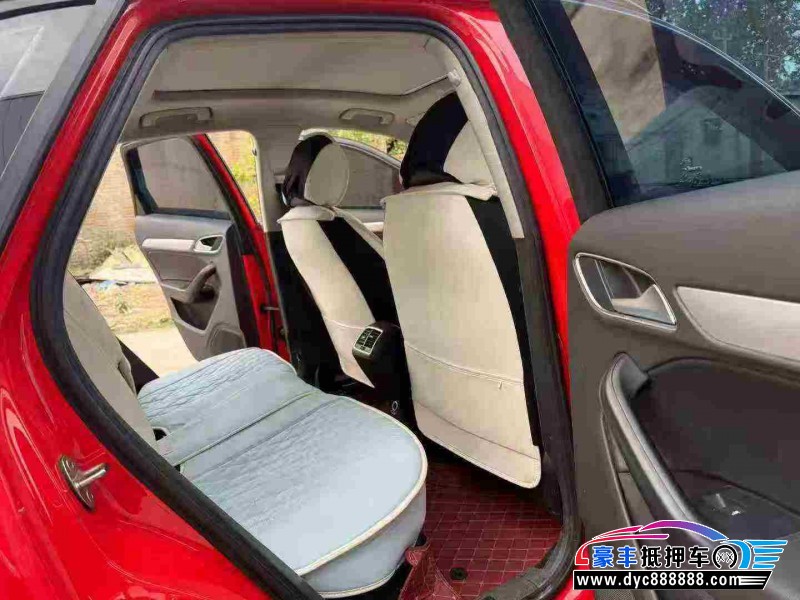 17年奥迪Q3轿车抵押车出售