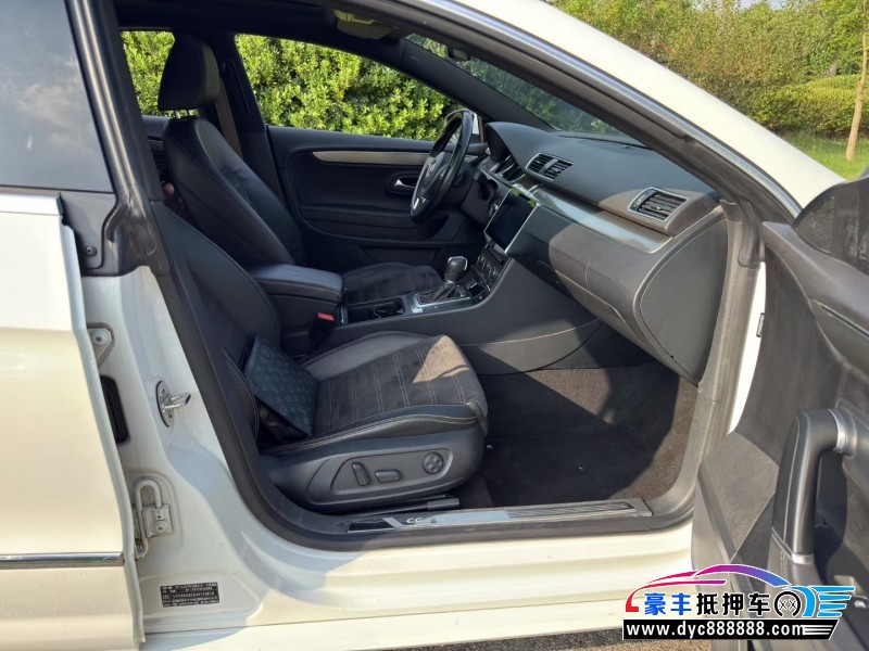 18年大众CC轿车抵押车出售