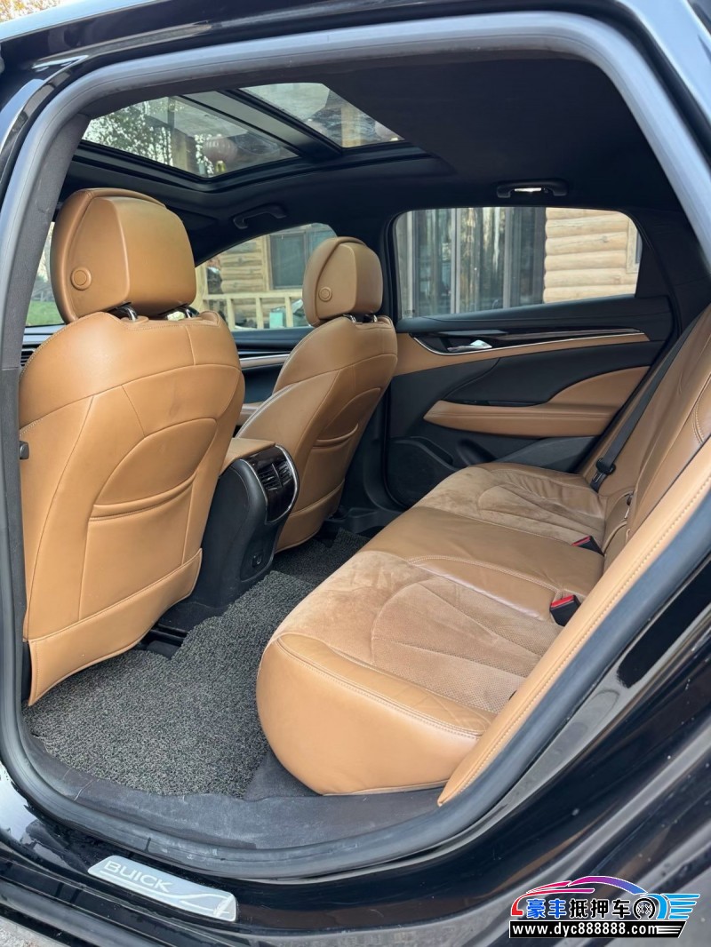 16年别克君越轿车抵押车出售