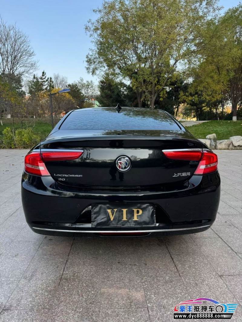 16年别克君越轿车抵押车出售