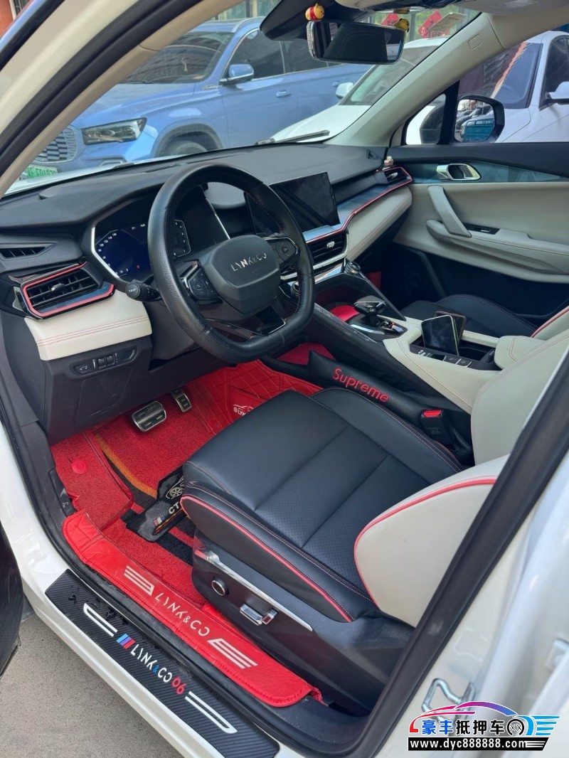 21年领克06轿车抵押车出售