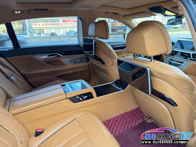 18年宝马7系轿车抵押车出售