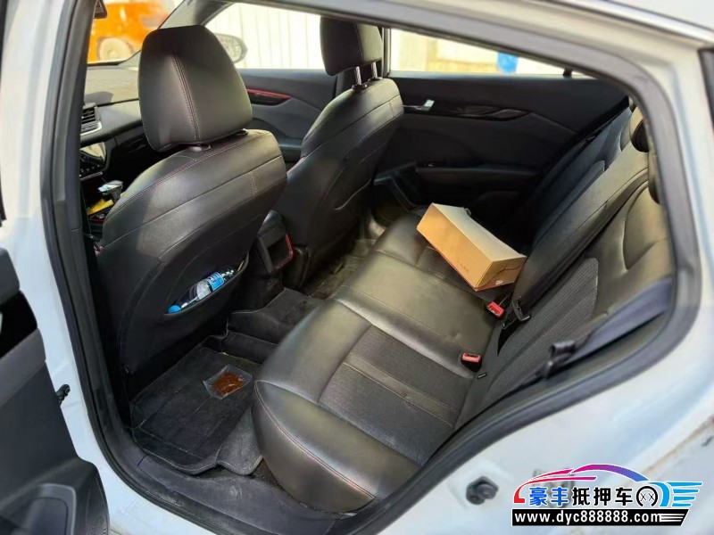 22年东风风神奕炫轿车抵押车出售