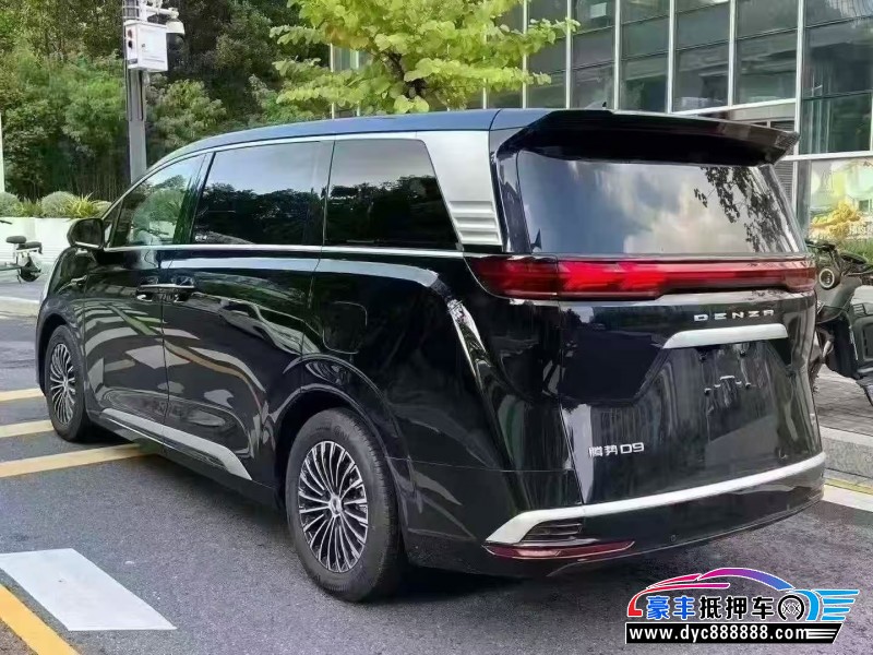 25年腾势D9轿车抵押车出售