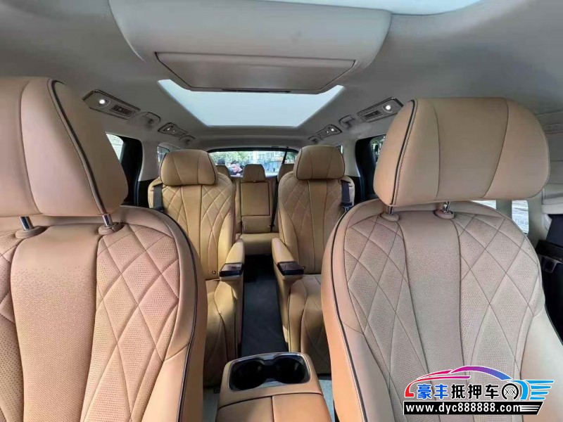 25年腾势D9轿车抵押车出售