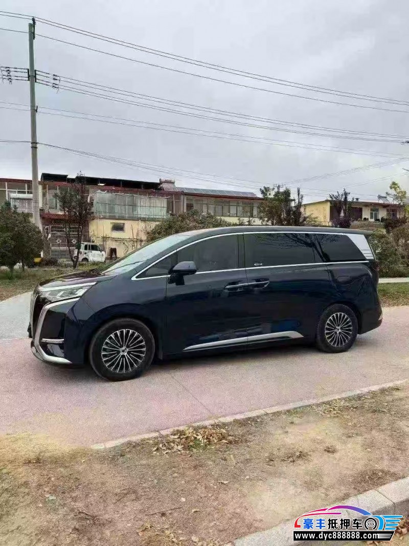 24年腾势D9轿车抵押车出售