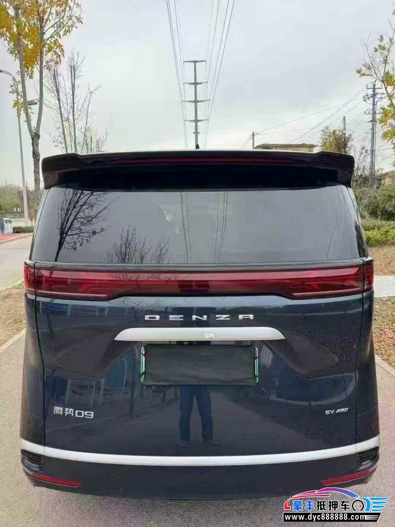 24年腾势D9轿车抵押车出售