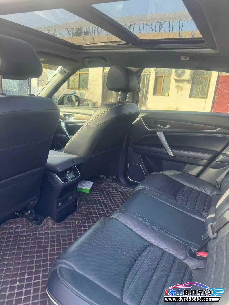 18年本田UR-V轿车抵押车出售