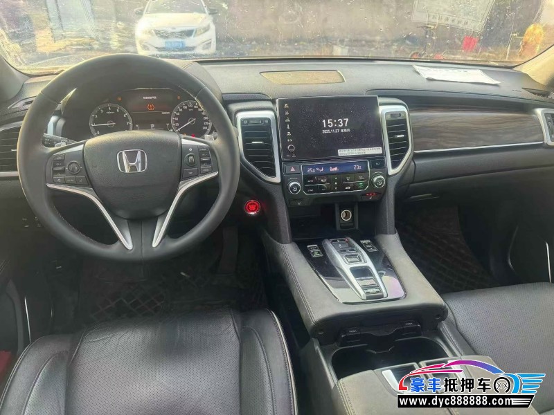 18年本田UR-V轿车抵押车出售