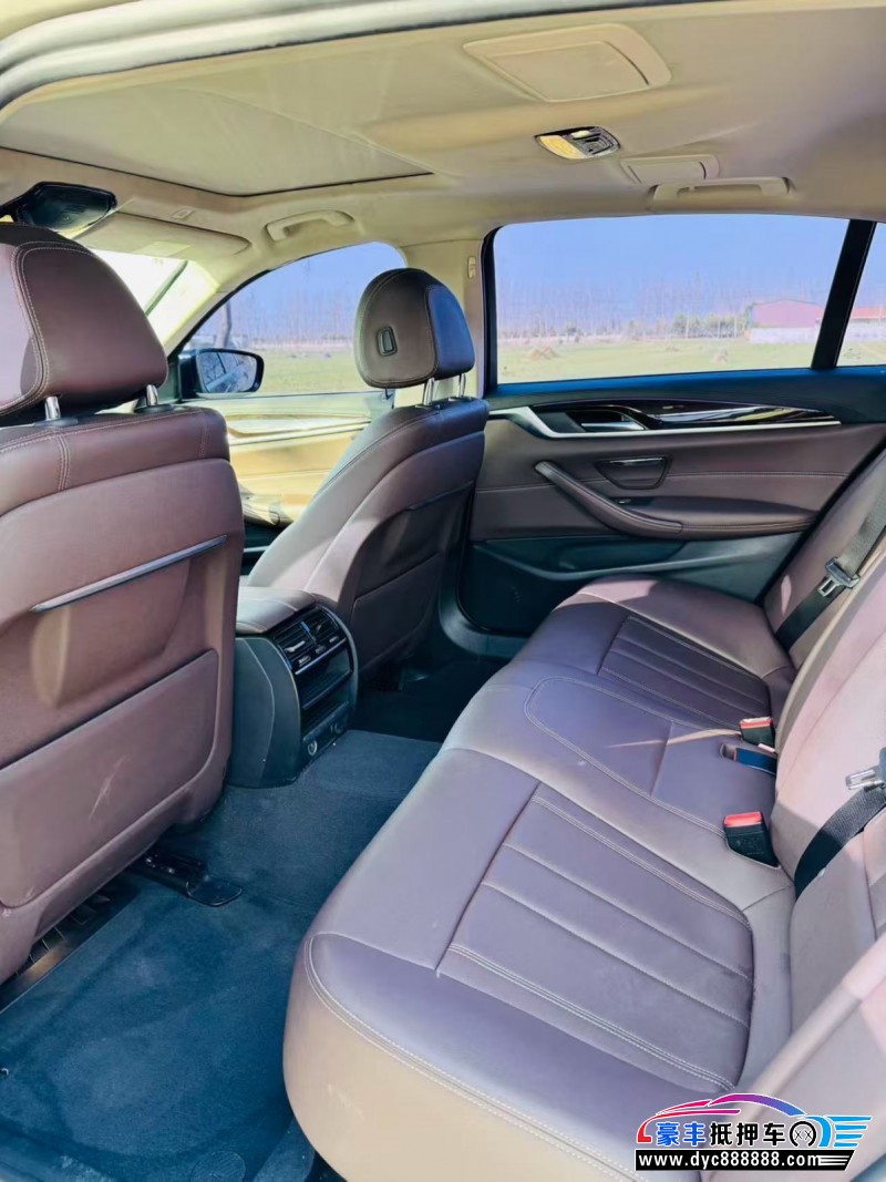 19年宝马5系轿车抵押车出售