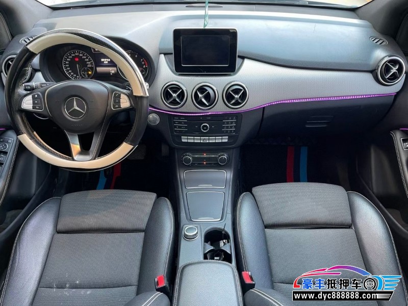 16年奔驰B轿车抵押车出售