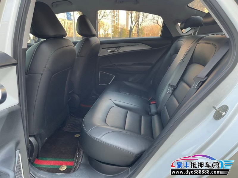 24年吉利几何轿车抵押车出售