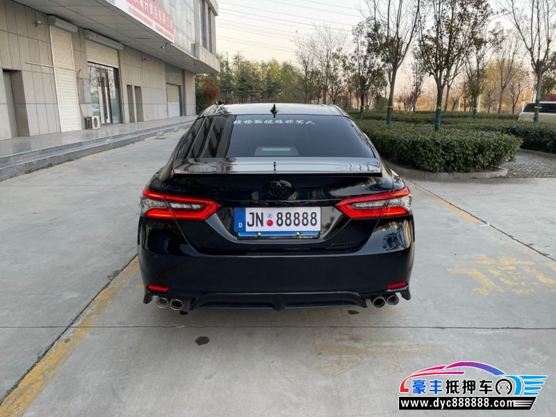 20年Jeep自由光轿车抵押车出售