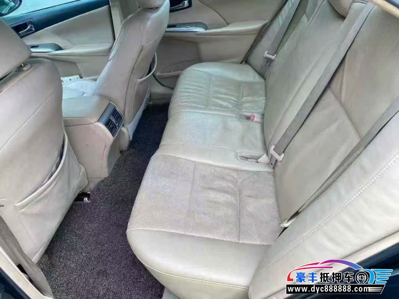 13年丰田凯美瑞轿车抵押车出售