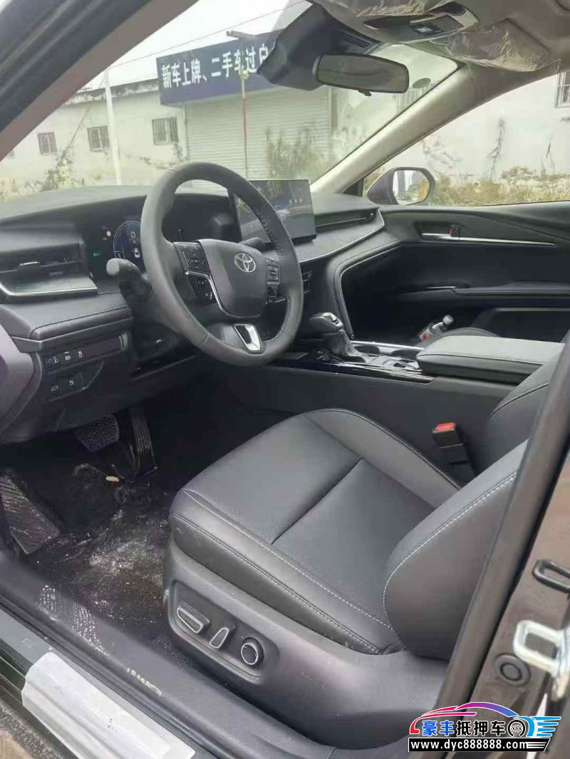 25年丰田凯美瑞轿车抵押车出售