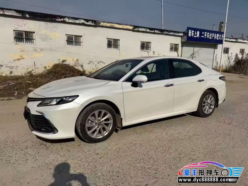 22年丰田凯美瑞轿车抵押车出售
