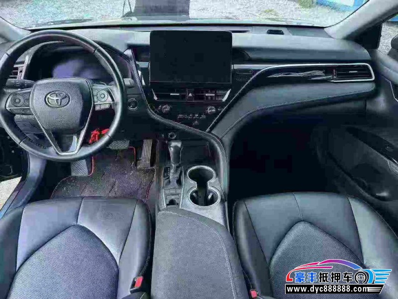 22年丰田凯美瑞轿车抵押车出售