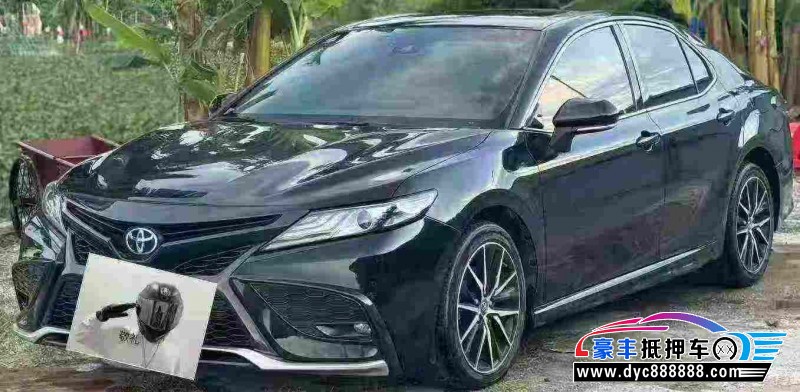 22年丰田凯美瑞轿车抵押车出售