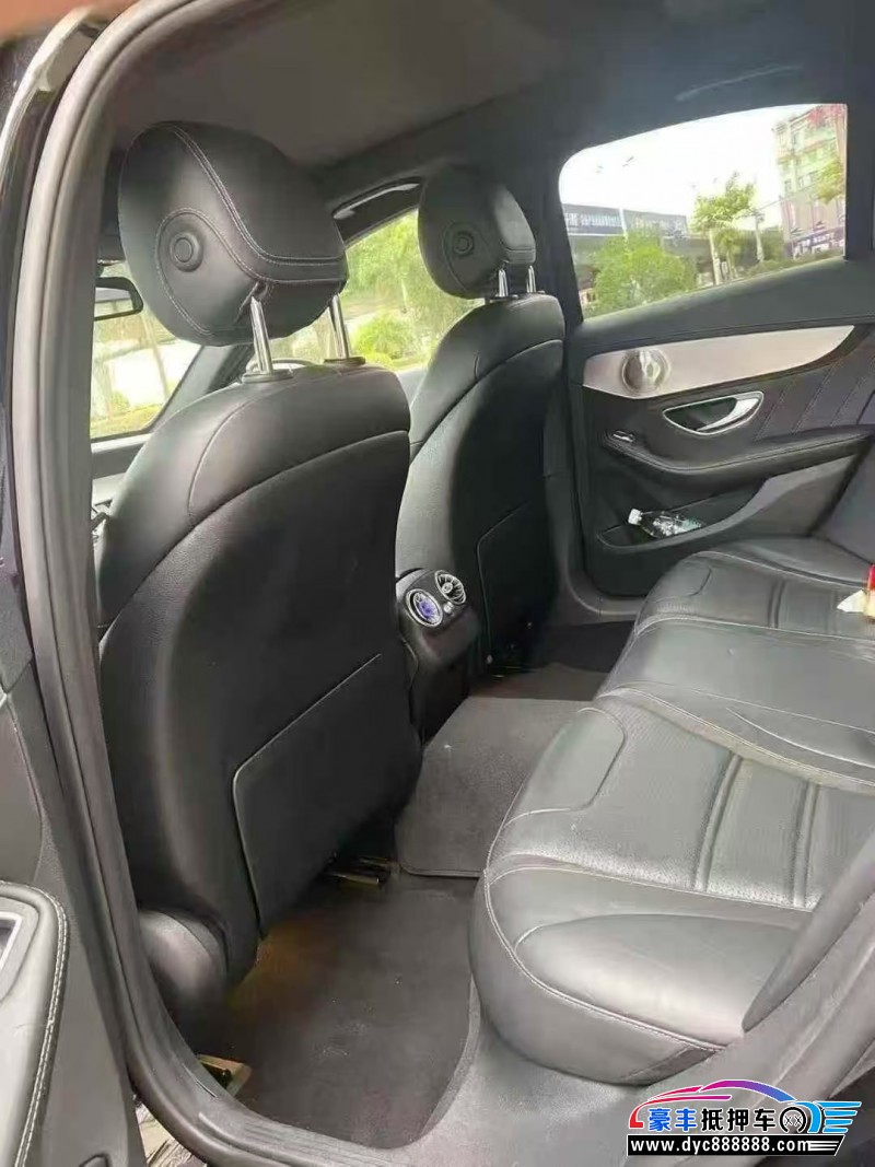 18年奔驰C级AMG轿车抵押车出售