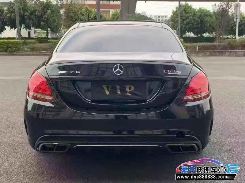 18年奔驰C级AMG轿车抵押车出售
