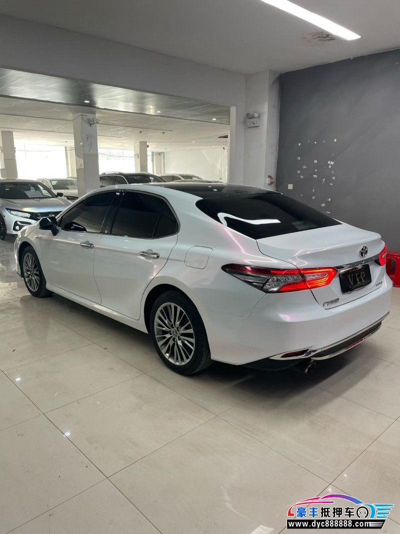 21年丰田凯美瑞轿车抵押车出售