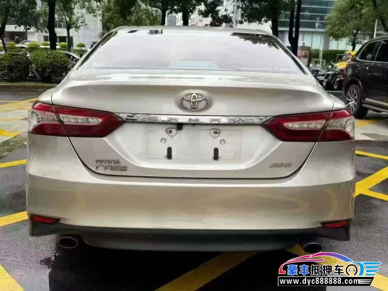 19年丰田凯美瑞轿车抵押车出售