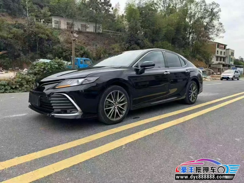 21年丰田凯美瑞轿车抵押车出售