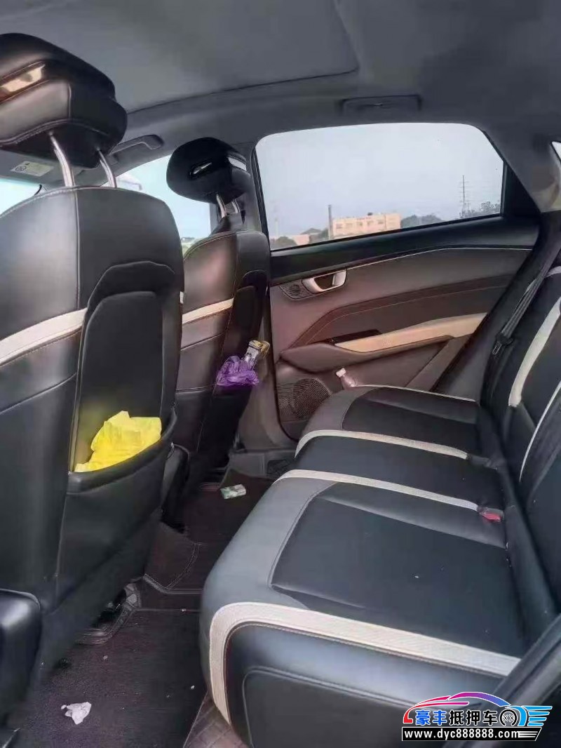 20年宝骏RC6轿车抵押车出售