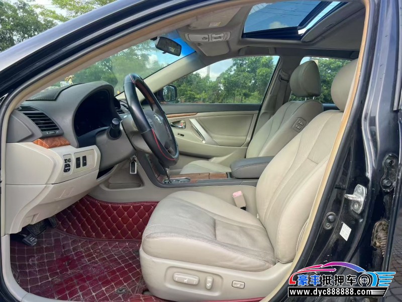 11年丰田凯美瑞轿车抵押车出售