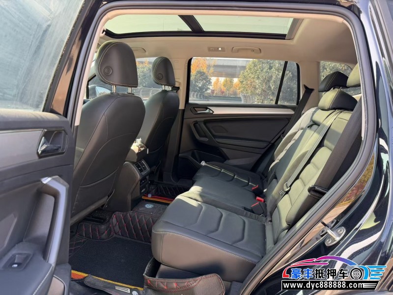 20年大众途观L轿车抵押车出售