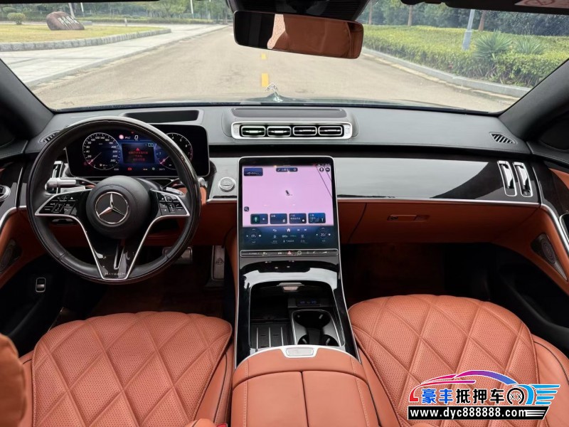 23年奔驰迈巴赫S级轿车抵押车出售