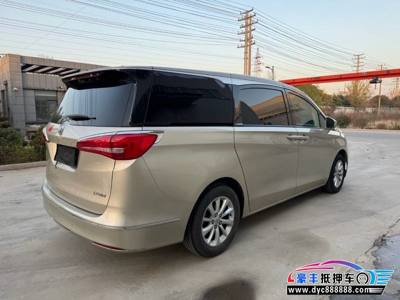 19年别克GL8轿车抵押车出售