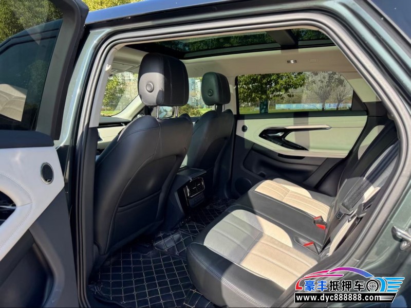 22年路虎揽胜极光轿车抵押车出售