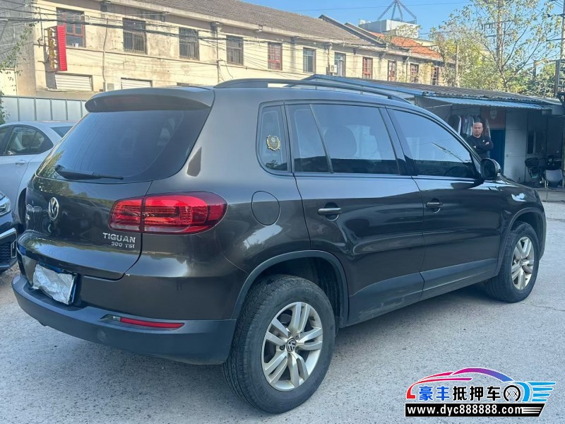 16年大众途观轿车抵押车出售