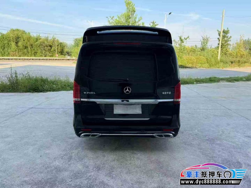 21年奔驰V轿车抵押车出售