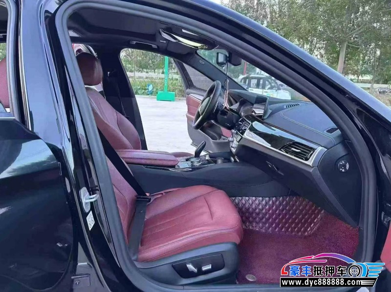 20年宝马5系轿车抵押车出售