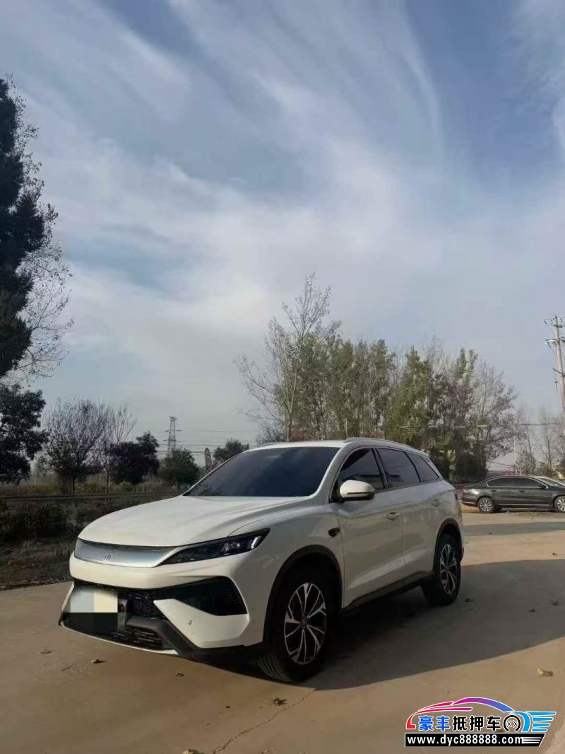 25年比亚迪宋轿车抵押车出售