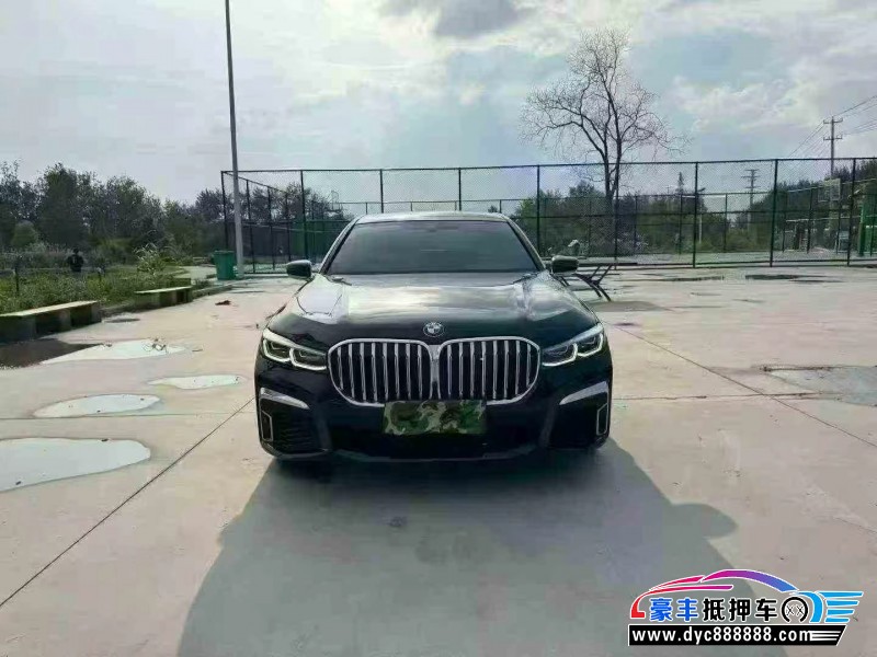 21年宝马7系轿车抵押车出售