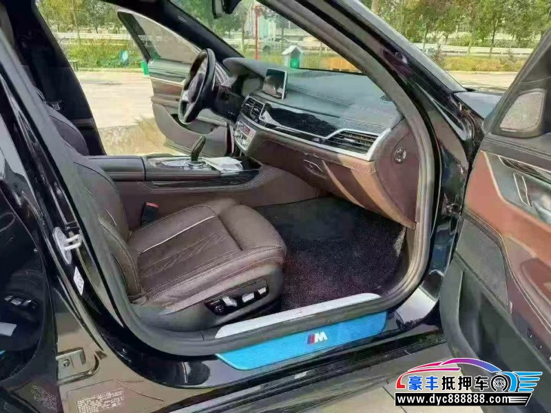 21年宝马7系轿车抵押车出售
