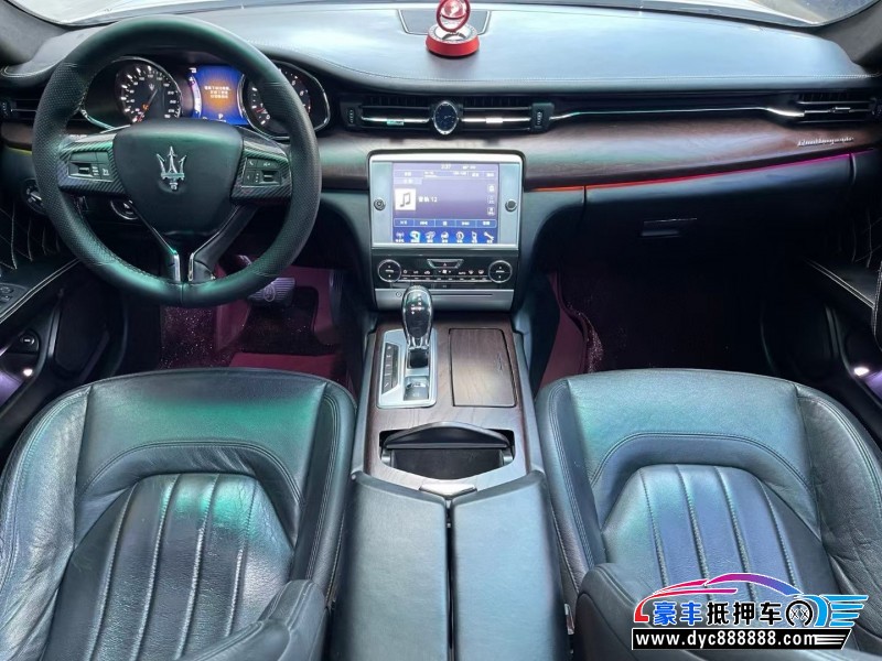 14年玛莎拉蒂总裁轿车抵押车出售