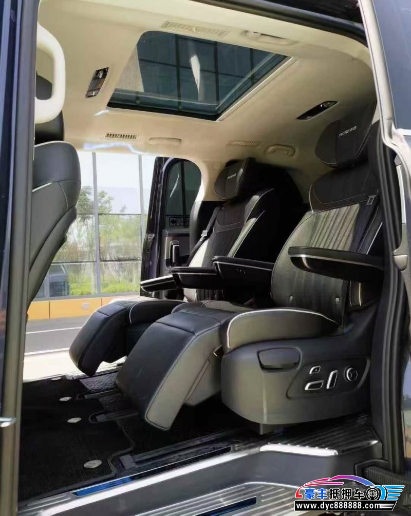 22年荣威imax8轿车抵押车出售